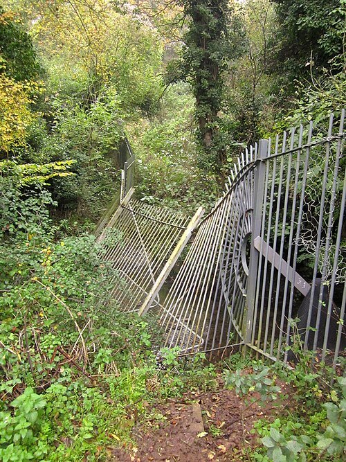 Fence repair
